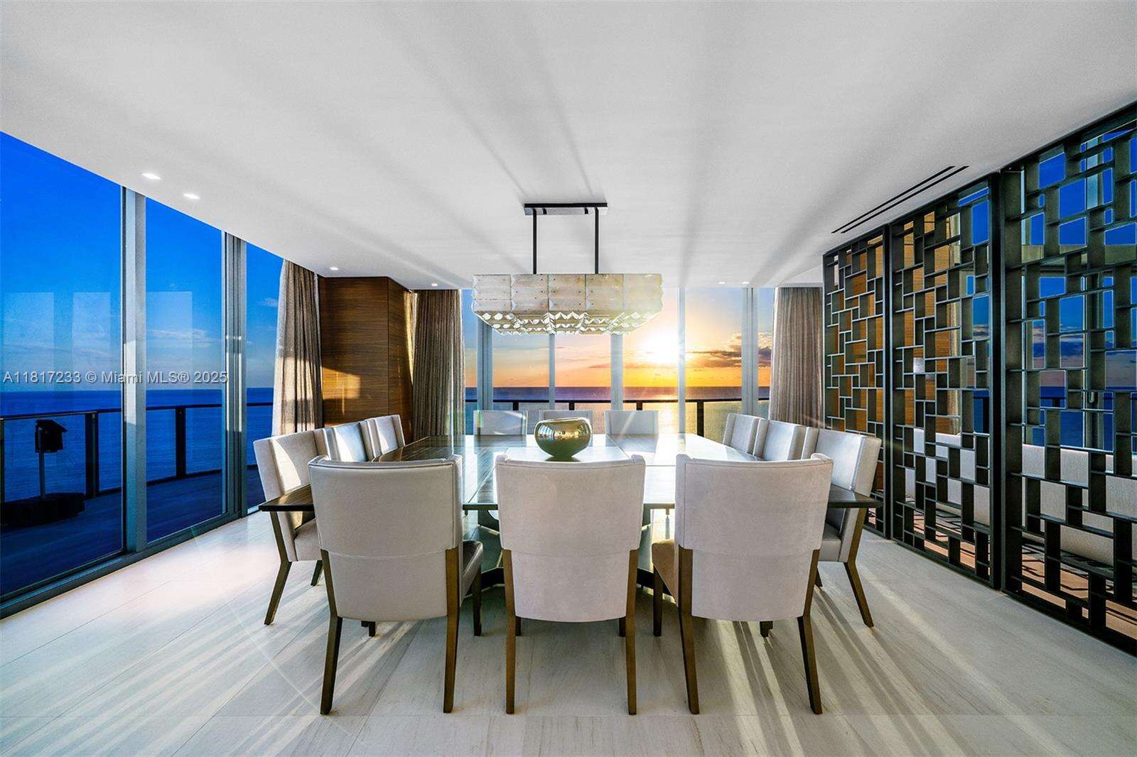 Regalia Unit #PH-43 | Picture 12