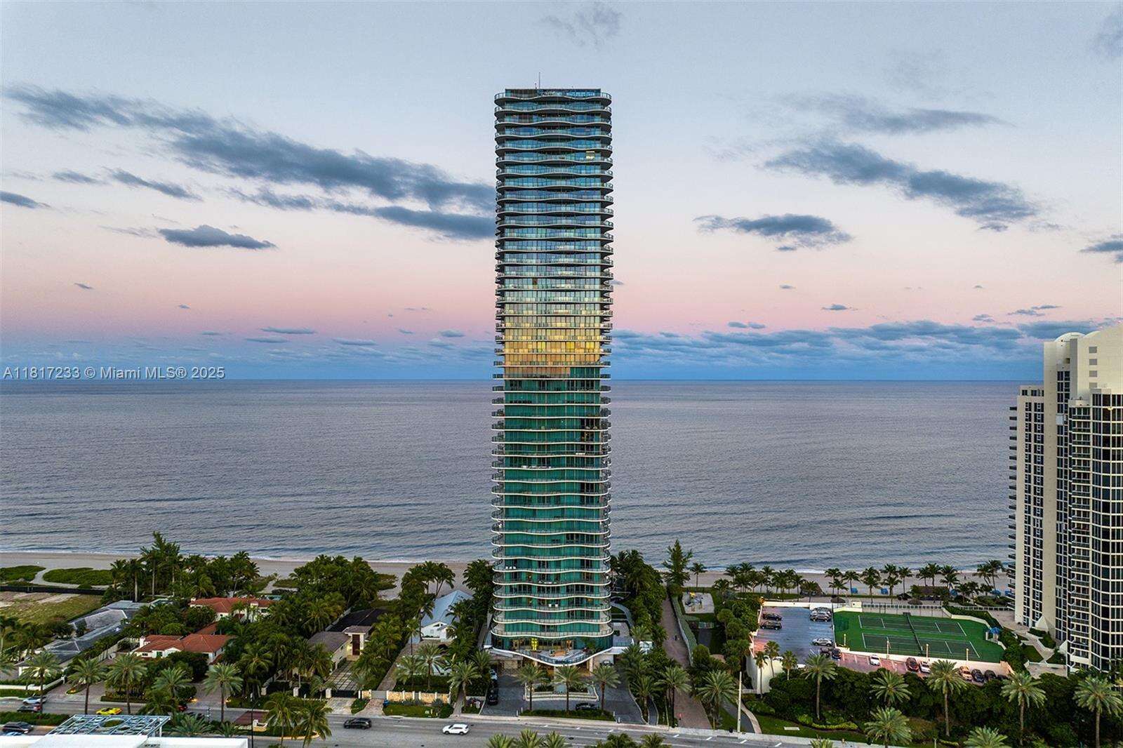 Regalia Unit #PH-43 | Picture 36