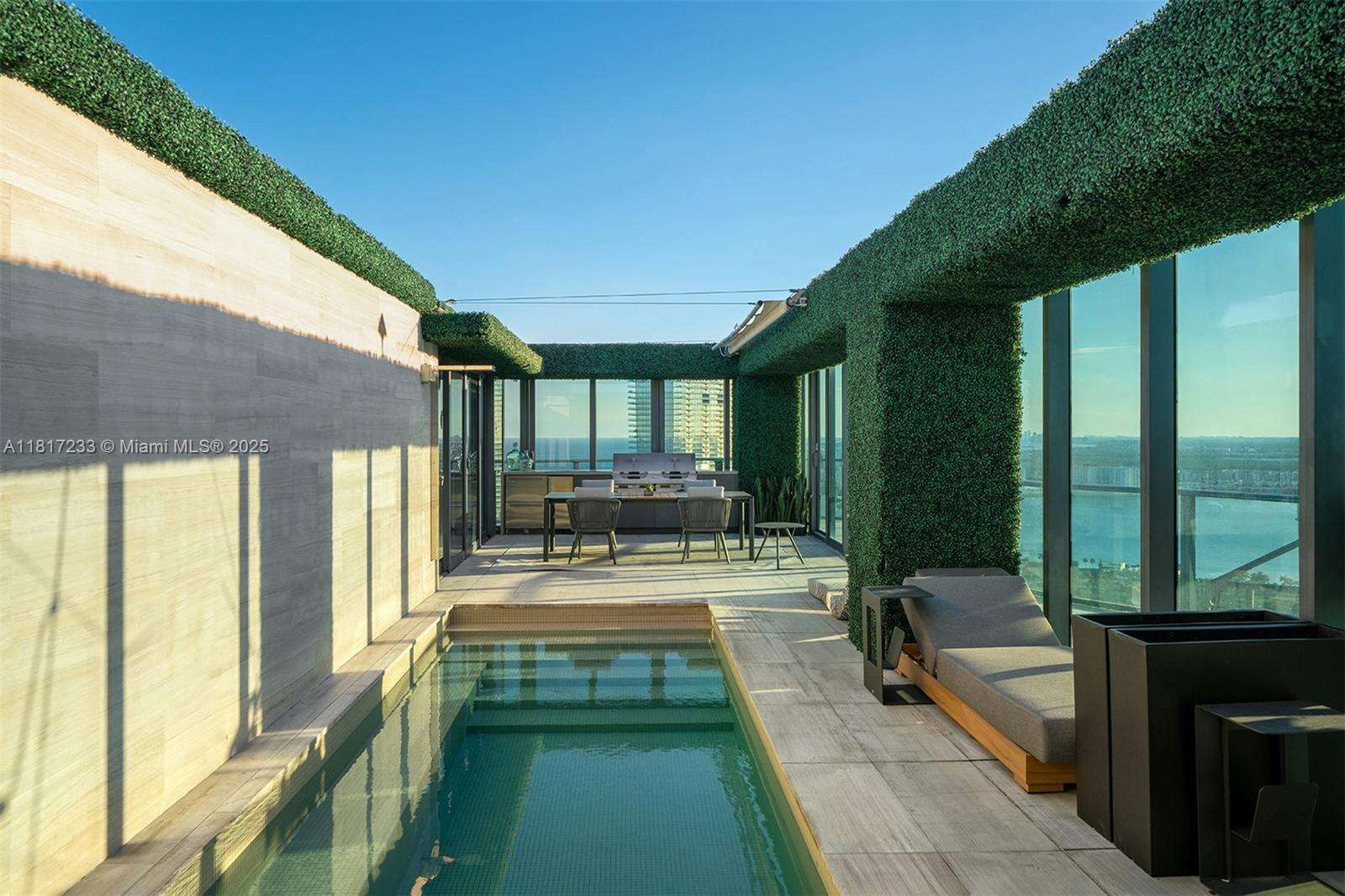 Regalia Unit #PH-43 | Picture 38