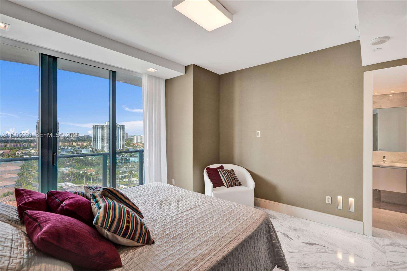 Regalia Unit #16 | Picture 40