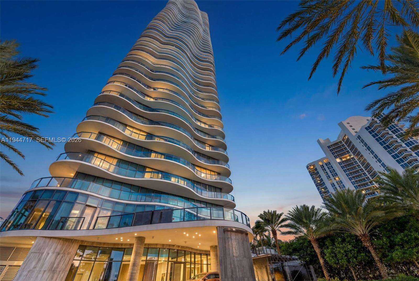 Regalia Unit #12 | Picture 2