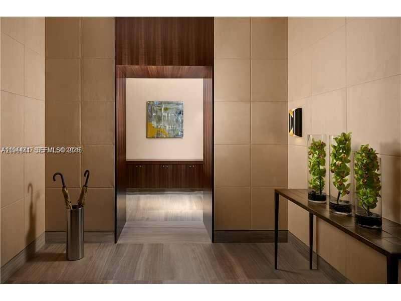 Regalia Unit #12 | Picture 12