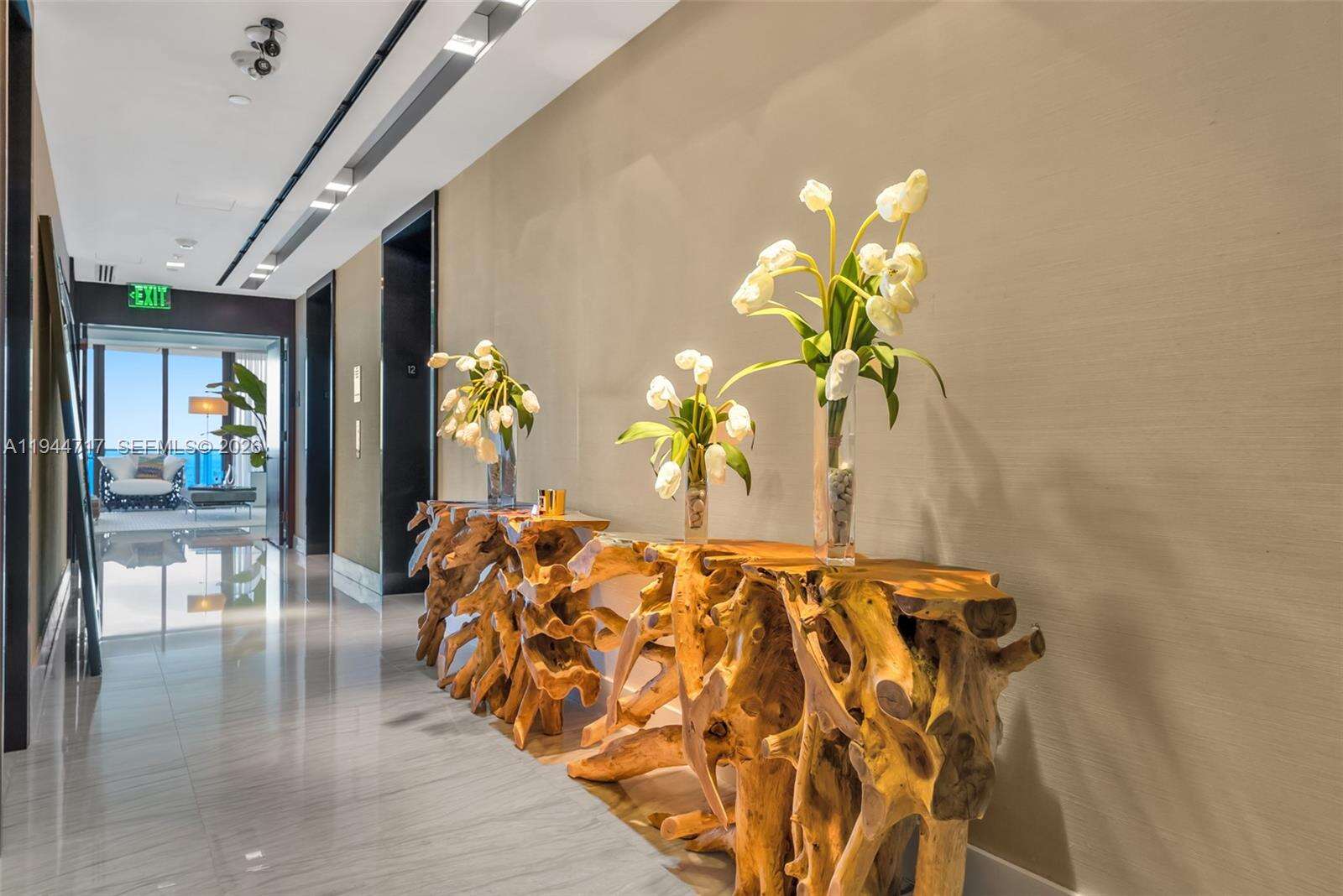 Regalia Unit #12 | Picture 13