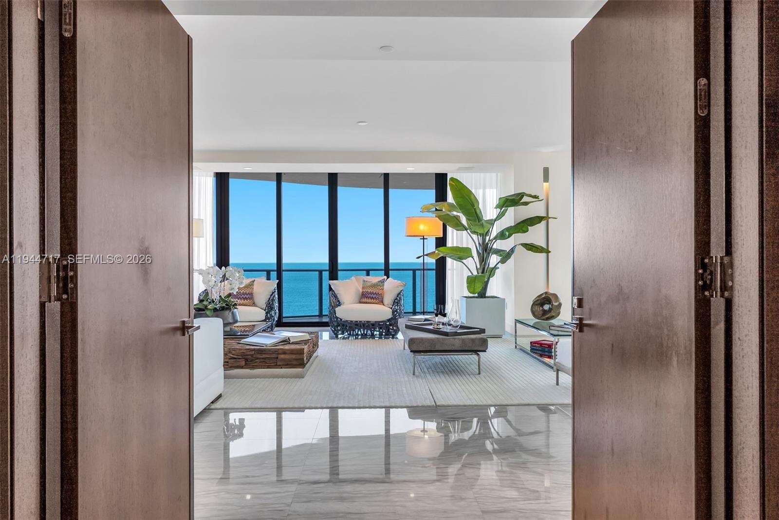 Regalia Unit #12 | Picture 14