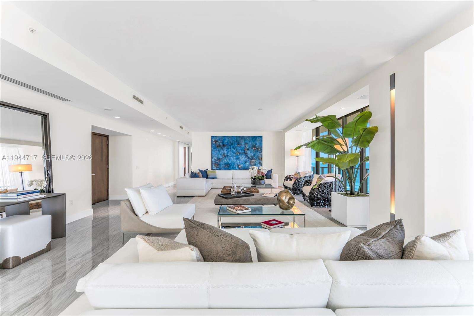 Regalia Unit #12 | Picture 28