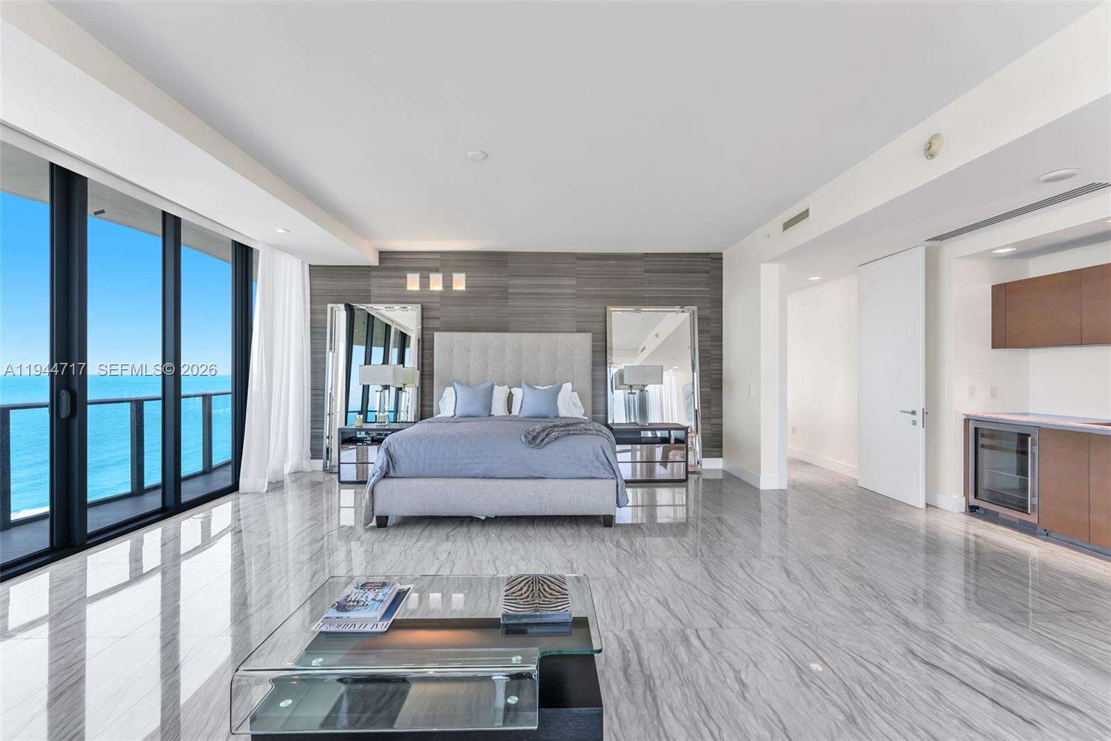 Regalia Unit #12 | Picture 31