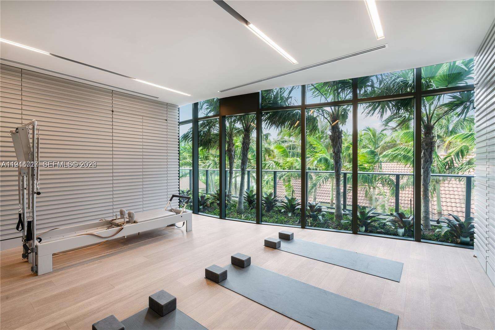 Regalia Unit #12 | Picture 87