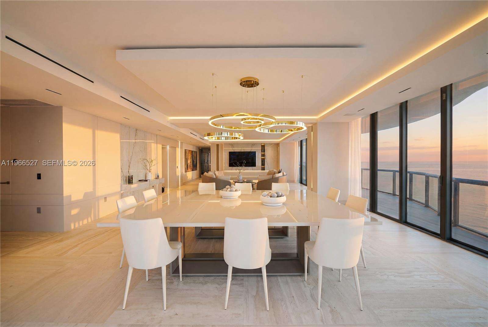 Regalia Unit #9 | Picture 3