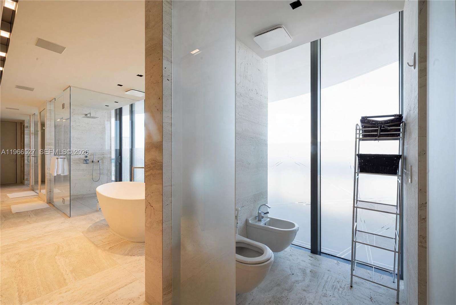 Regalia Unit #9 | Picture 21