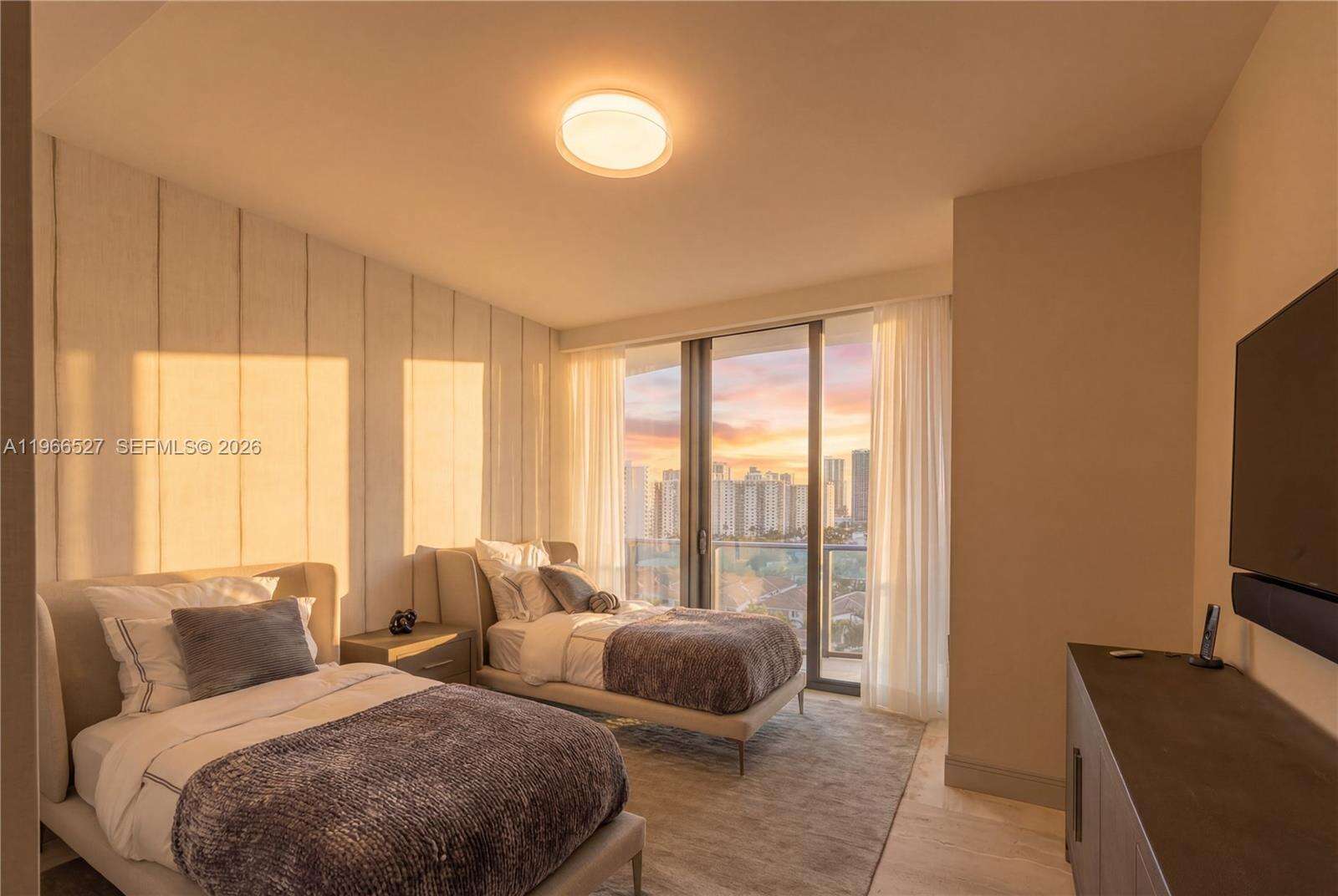 Regalia Unit #9 | Picture 25