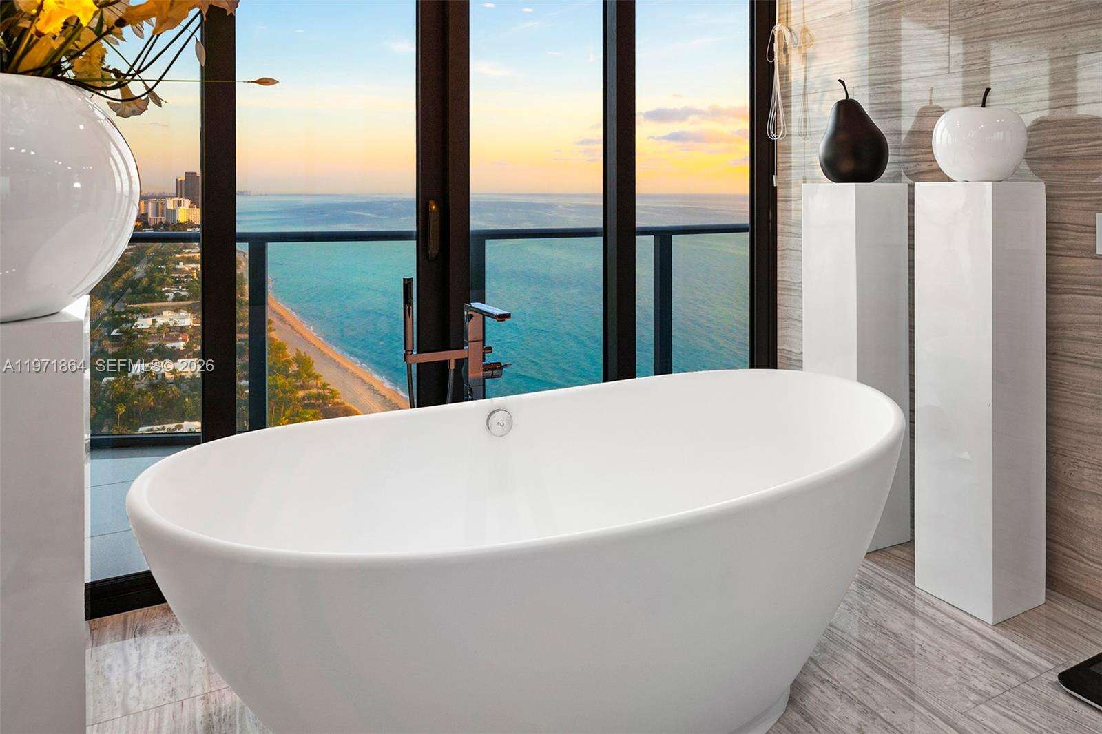 Regalia Unit #30 | Picture 37