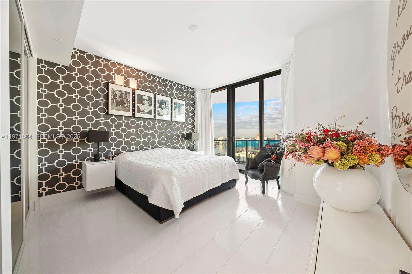 Regalia Unit #30 | Picture 53