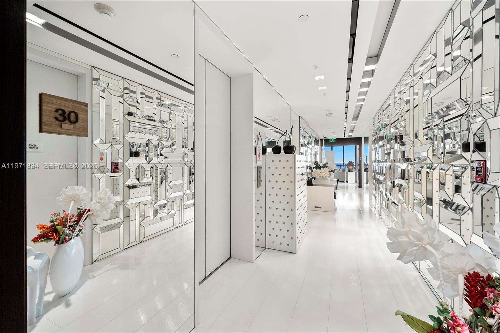 Regalia Unit #30 | Picture 55