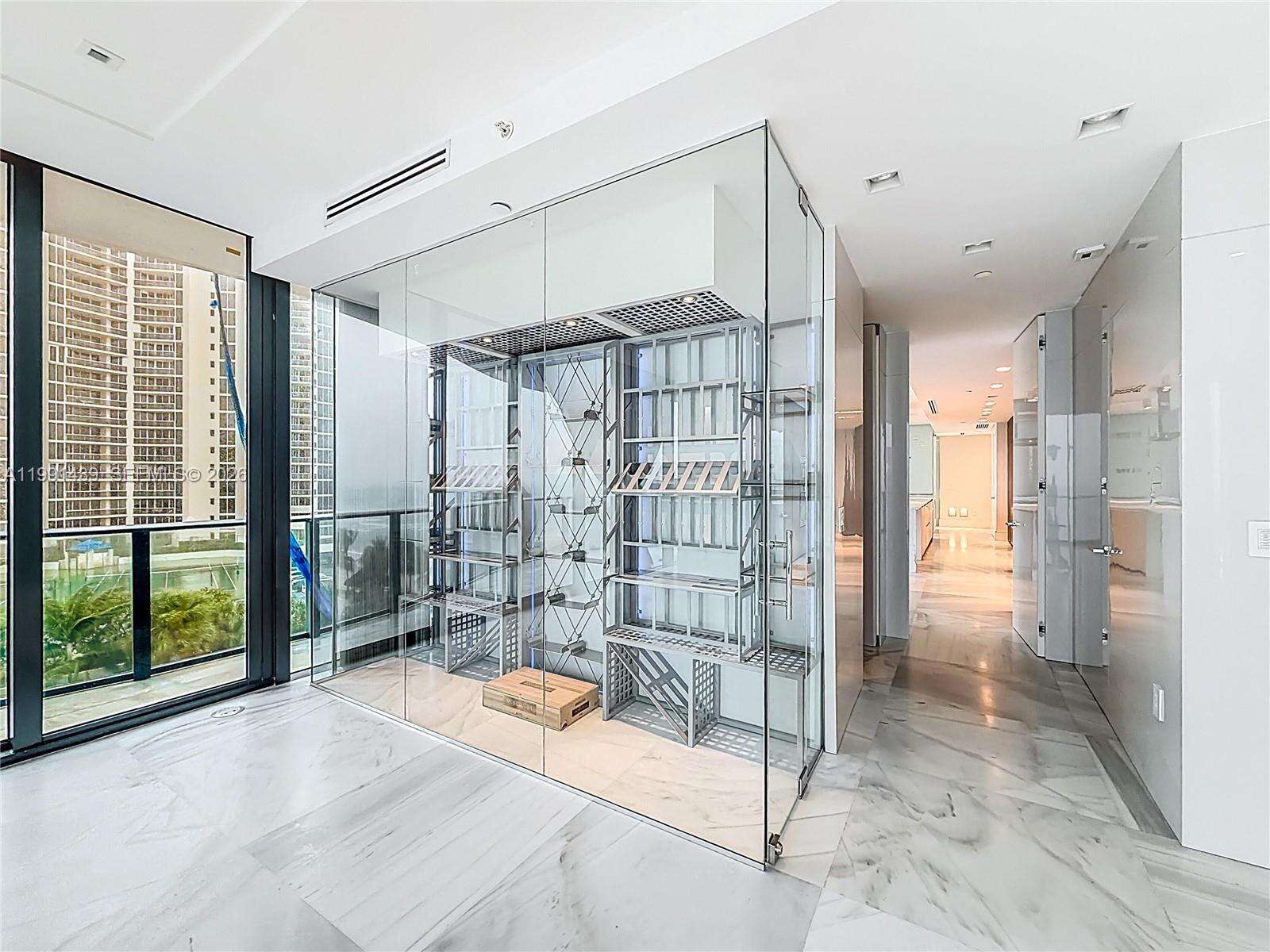 Regalia Unit #5 | Picture 15