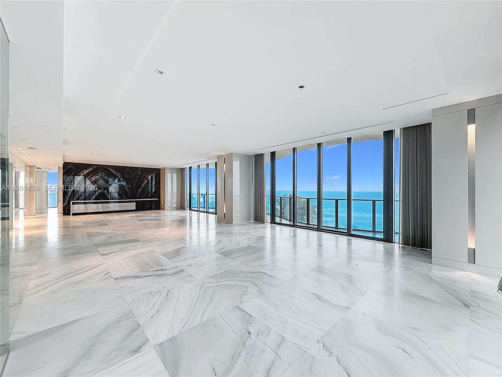 Regalia Unit #5 | Picture 16