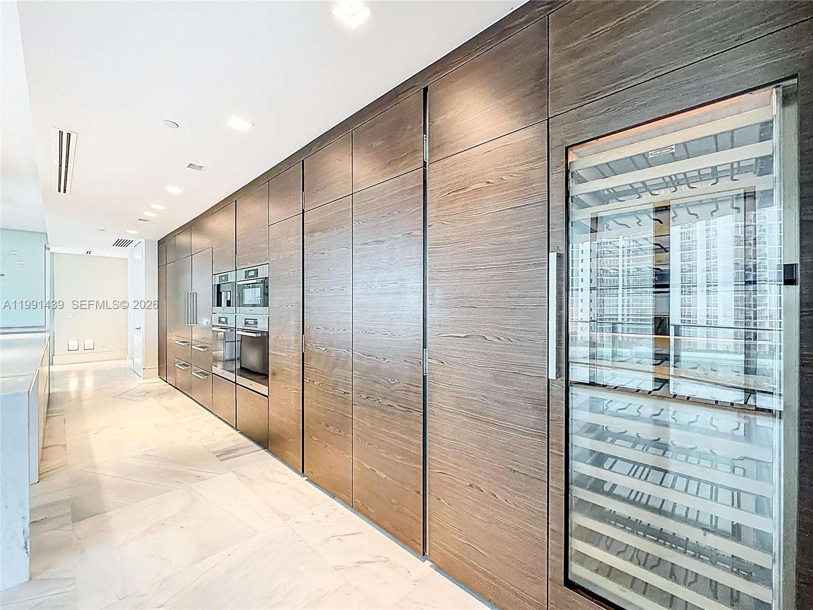 Regalia Unit #5 | Picture 36