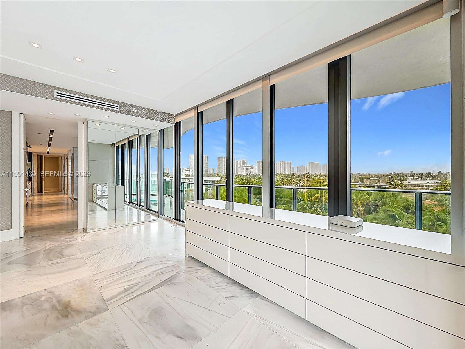 Regalia Unit #5 | Picture 42