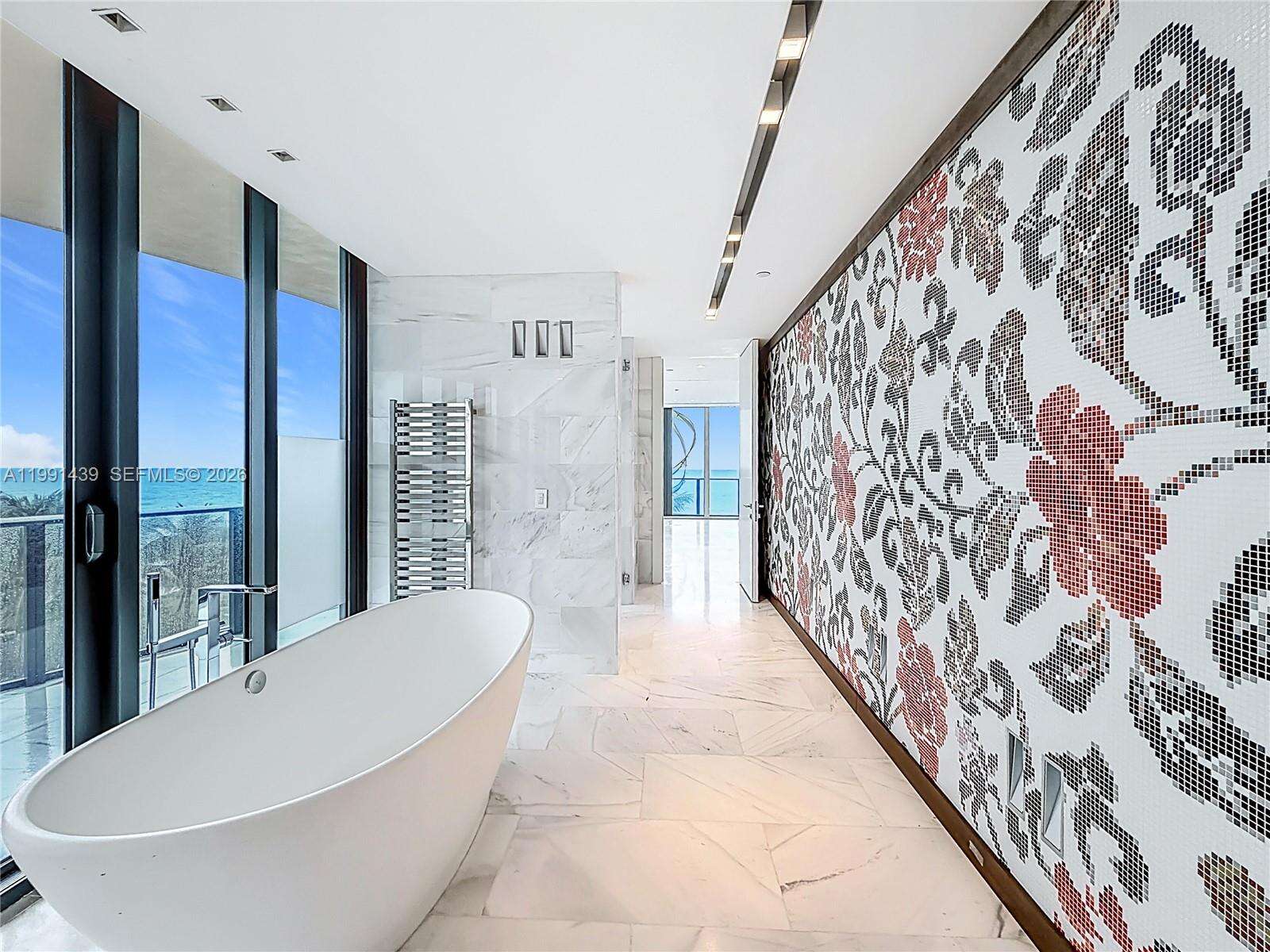 Regalia Unit #5 | Picture 49