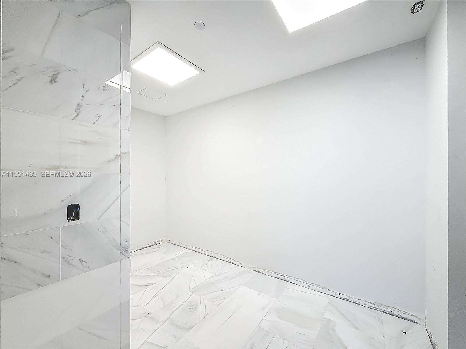 Regalia Unit #5 | Picture 58