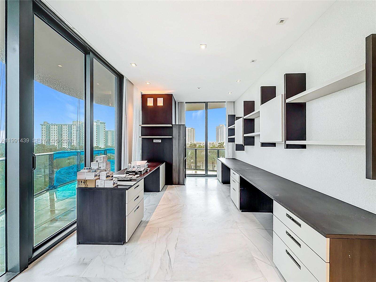 Regalia Unit #5 | Picture 73